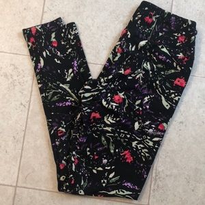 LuLaRoe NWOT OS Leggings